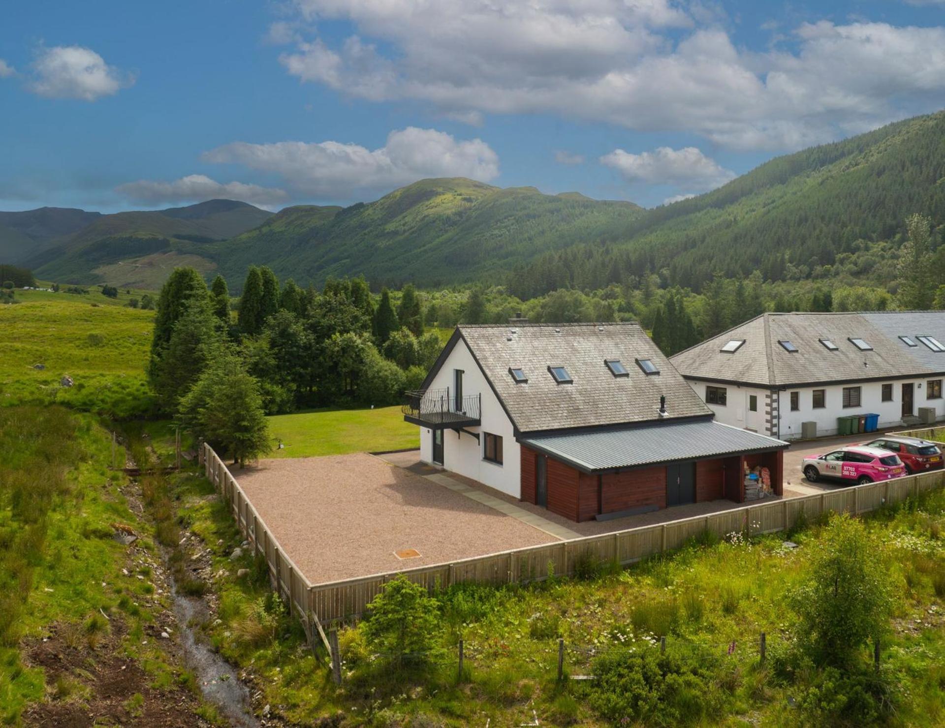 Achintee Cottages No 1 Fort William Exterior photo